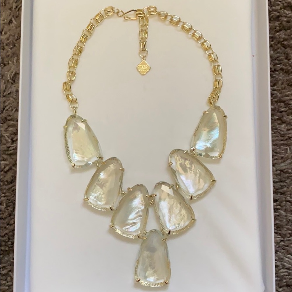 Kendra Scott Harlow Gold Statement Necklace - Picture 1 of 3